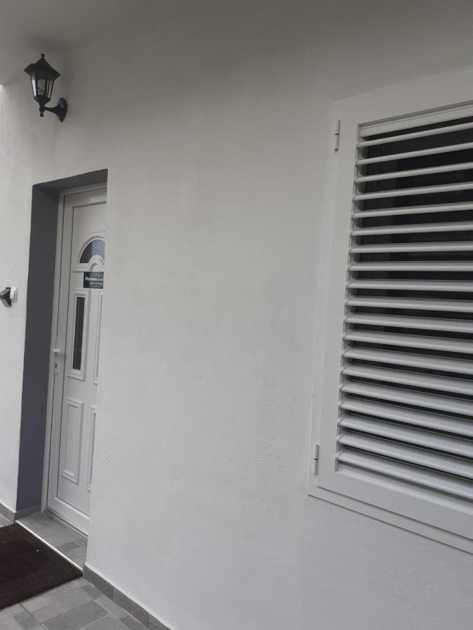 Apartment Marinero 希贝尼克 外观 照片